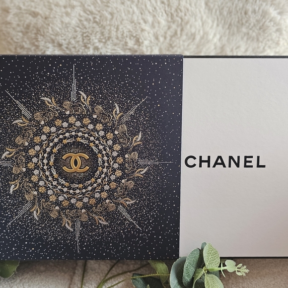 Chanel Box - Picture 6 of 8